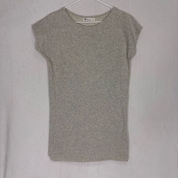 FIG Women's Heathered Grey Knit Cap Short Sleeve Top Size Medium - Picture 1 of 9